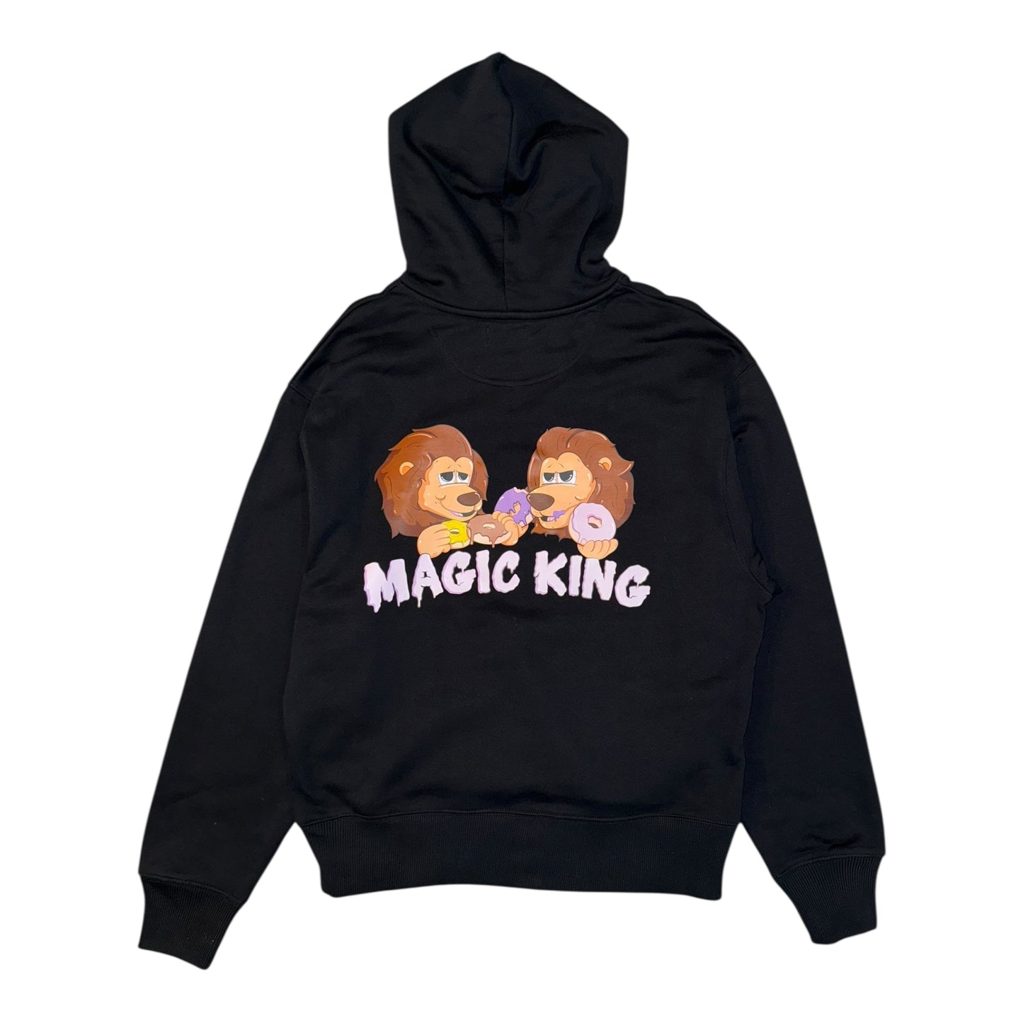 Hoodie oversize premium noir Magic King 5e anniversaire avec logo MK brodé sur le devant et logo des Lions Magic King dans le dos