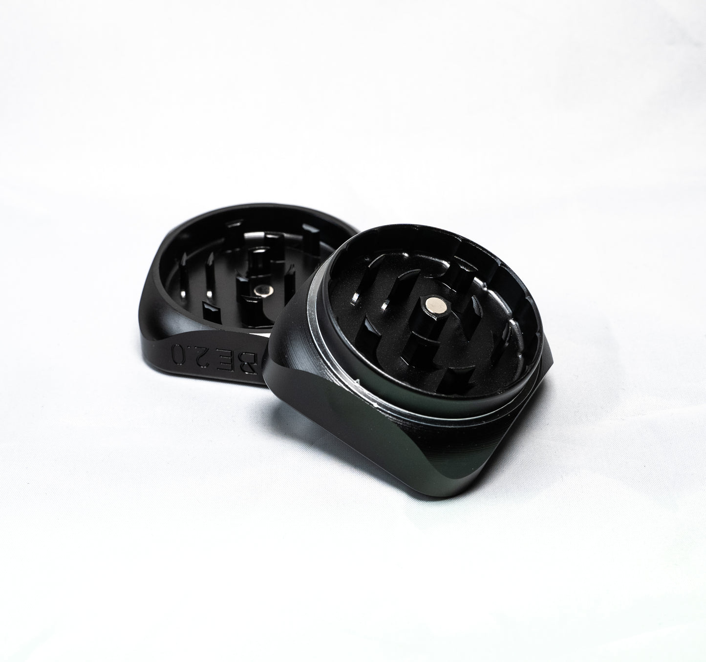 MK x 667 - Krush Grinder 2.0 "Noir"