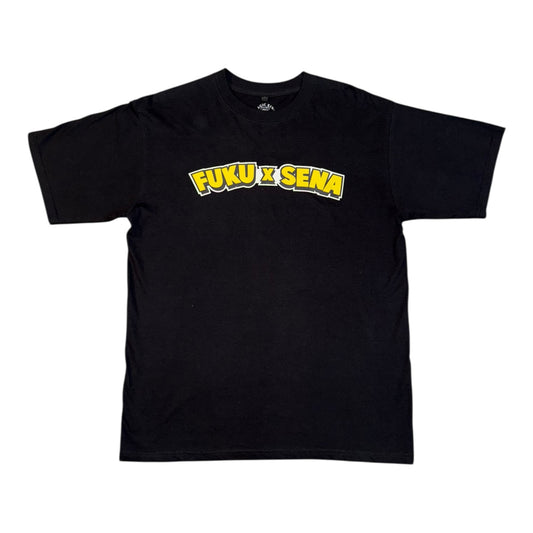 T-shirt FUKU X SENA noir – Magic King x Senamo & Fuku, impression jaune, édition limitée.